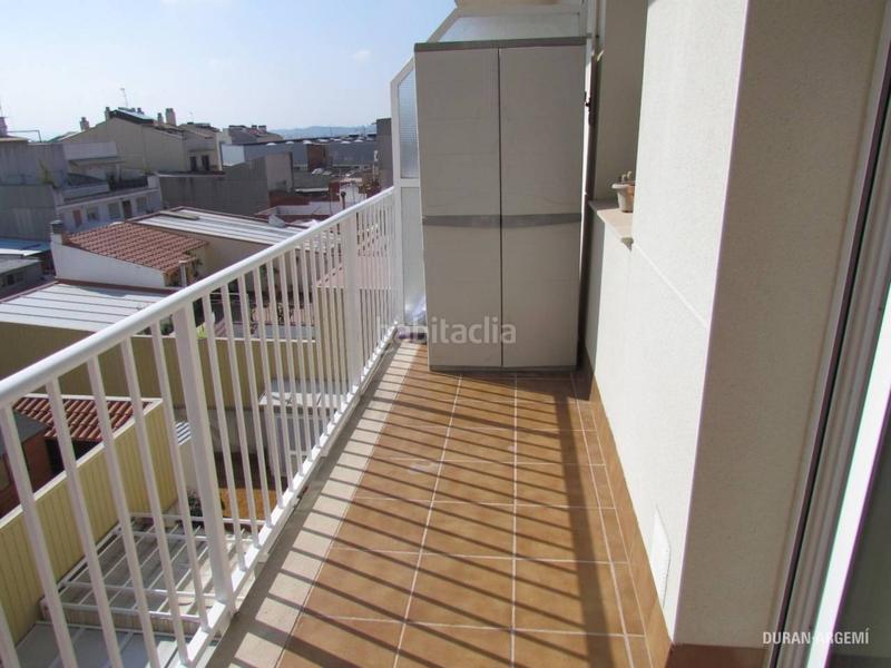 Foto d286ac17-1c79-4bb1-90c9-cd6fabaf139f. Dúplex amb calefacció aparcament a Egara Terrassa