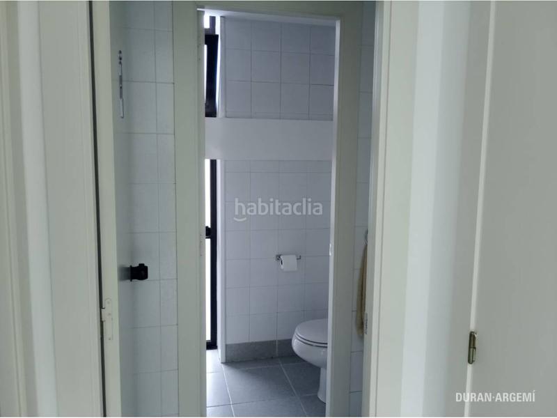 Foto 17b0c85c-cab7-4462-8932-b5cba308ae76. Lloguer oficina a mossen jacint verdaguer 12 a Barri del Centre Terrassa