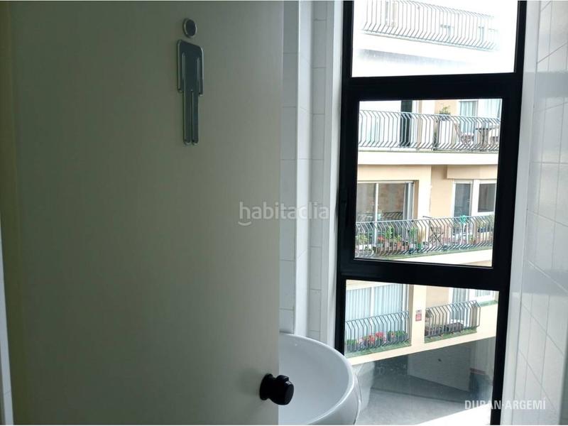 Foto d36a3ae3-efb2-44bf-8ec9-48e1f47f5c33. Lloguer oficina a mossen jacint verdaguer 12 a Barri del Centre Terrassa