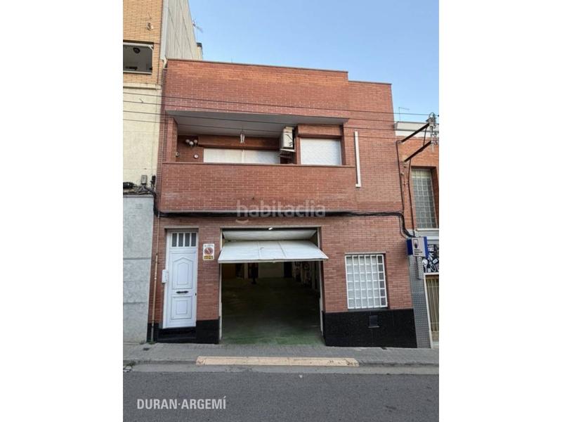 Foto 26b8dfa6-6065-4227-81fe-44ca24ade86c. Casa con riscaldamento parcheggio in Centre Sant Quirze del Vallès