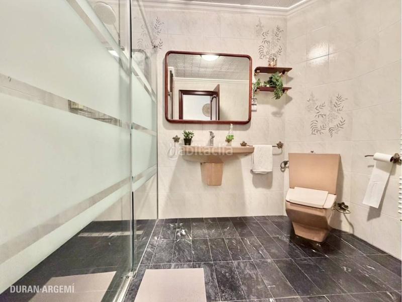 Foto 43bd7b06-2c96-4b7d-ac96-ee502453c0bc. Casa con riscaldamento parcheggio in Centre Sant Quirze del Vallès