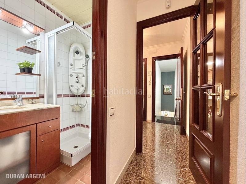 Foto 7bebec05-49b4-4409-a133-6aef96796fcd. Casa con riscaldamento parcheggio in Centre Sant Quirze del Vallès