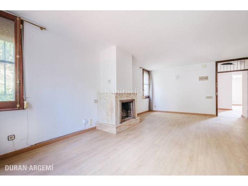 Foto 4f80cd82-4380-412b-aa17-c8a36e350cb7. Casa amb calefacció aparcament a Sant Llorenç Terrassa