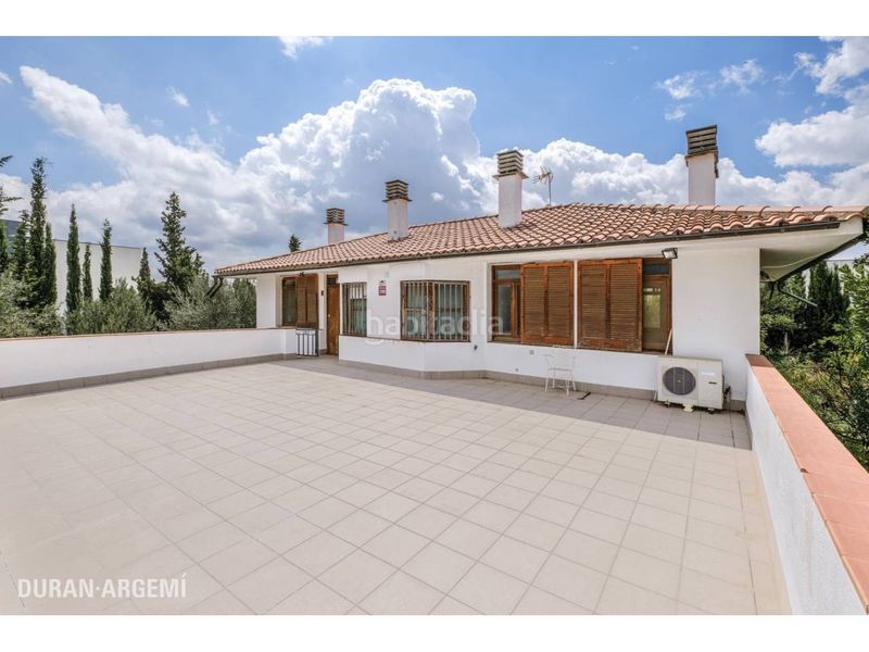 Foto 799d45d8-79f2-43d9-8a42-9d787f8d93e6. Casa amb calefacció aparcament a Sant Llorenç Terrassa