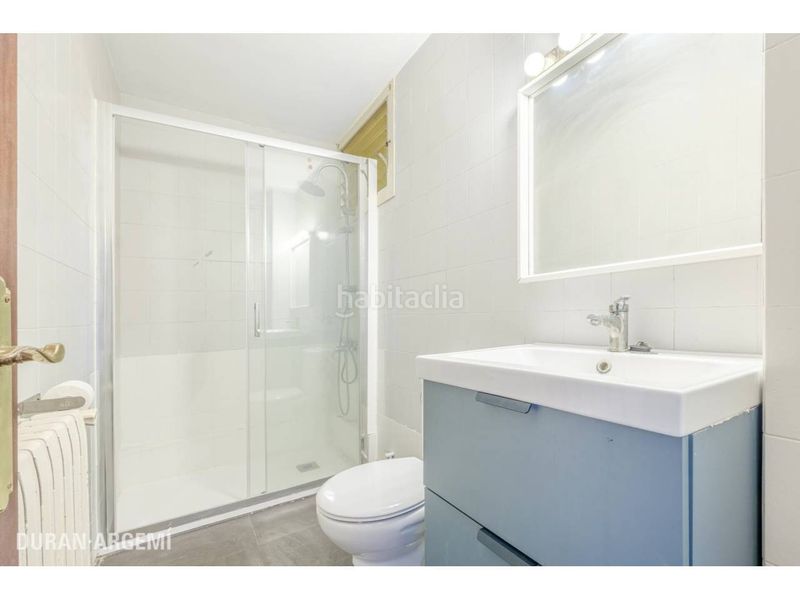 Foto a49e11f0-7fa6-4756-bd3b-5bfe1eab6db7. Casa amb calefacció aparcament a Sant Llorenç Terrassa
