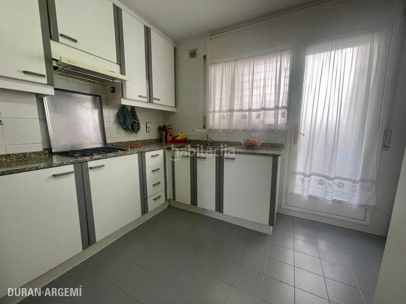 Foto 28cd1bfa-f7d0-42c0-b039-bbbca345a874. Pis amb calefacció a Vallparadís - Antic Poble de Sant Pere Terrassa