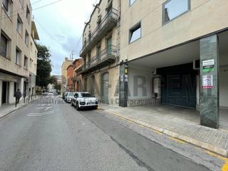 Location Parking voiture  Calle sant leopold. Parking en alquiler en el centro