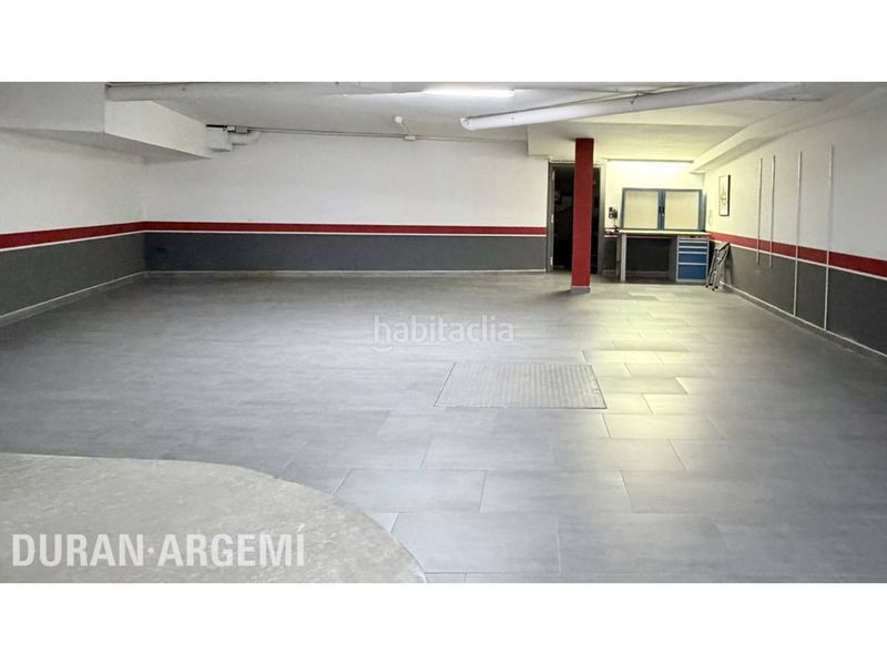 Foto 3d8d2b4f-fea2-481c-bde6-c07a2f3d0582. Casa amb calefacció aparcament piscina a Barri del Centre Terrassa