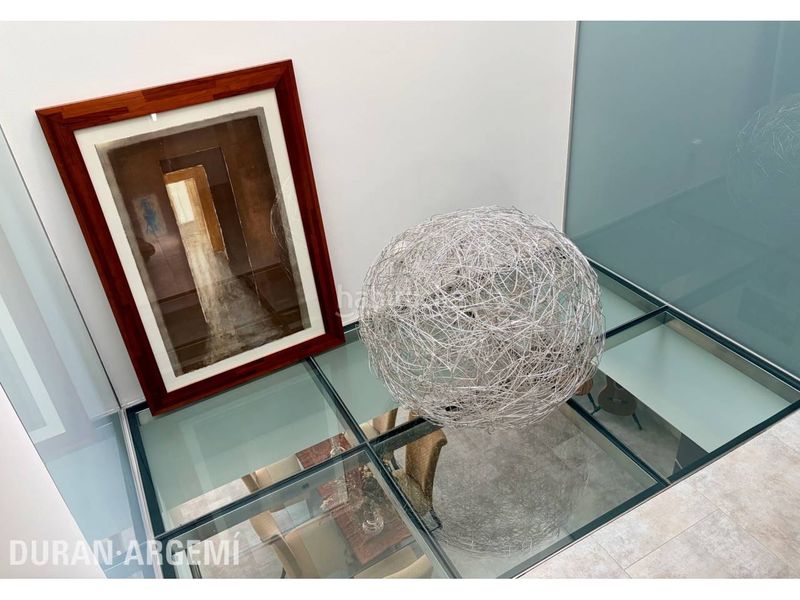 Foto f59becd3-3795-4e33-964f-2df8170ac505. Casa amb calefacció aparcament piscina a Barri del Centre Terrassa