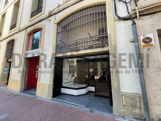 Lloguer Local Comercial a Calle puignovell 6. Centro de terrassa  local en alquiler