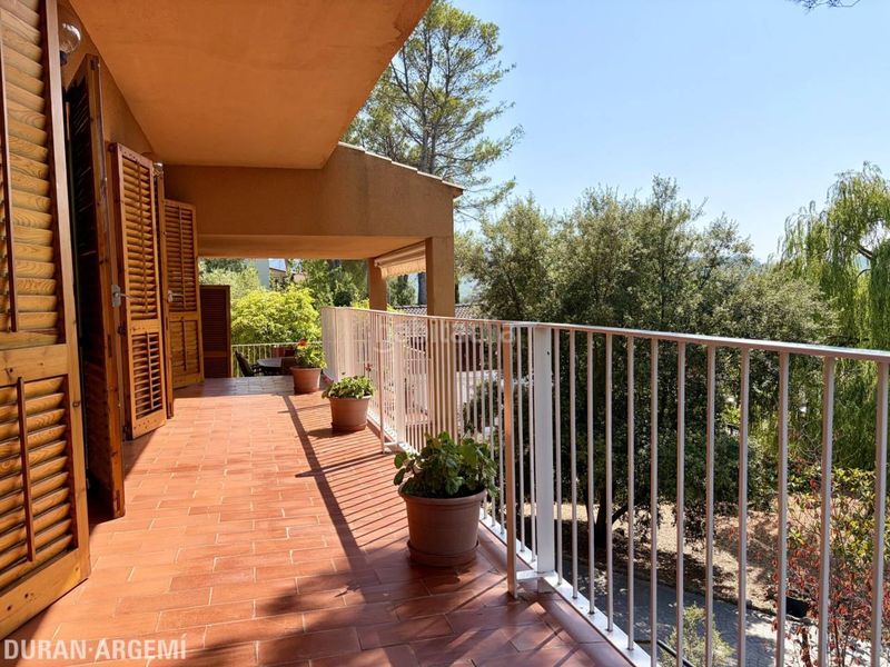 Foto abf60437-b684-4380-a273-6f19bf0d1a80. Casa amb calefacció aparcament piscina a Vacarisses
