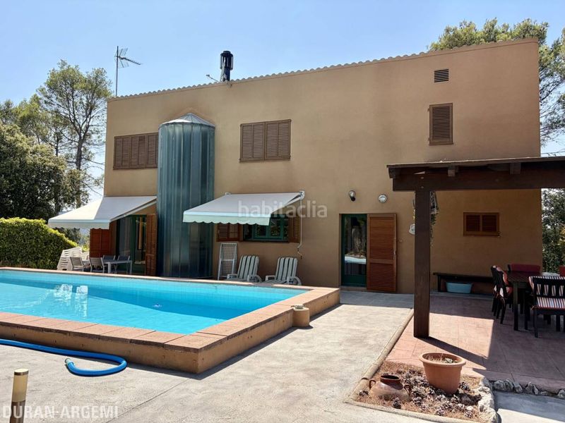 Foto bddd2473-d524-42a4-911a-fa455b38a859. Casa amb calefacció aparcament piscina a Vacarisses