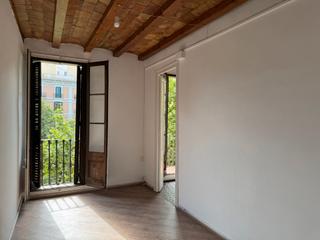 Etagenwohnung in Carrer de muntaner 34. Piso de tres habitaciones en el centro de barcelona (l'eixample)