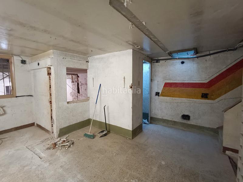 Foto d9e357a3-26e7-4724-b15f-ab9ff2378b0c. Planta baixa a El Poble Sec - Parc de Montjuïc Barcelona