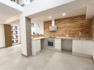 Dúplex a Carrer de la concòrdia 56. Increíble dúplex a estrenar en el poble sec
