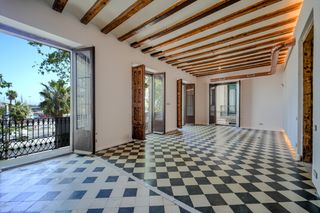 Pis a Passeig de Colom 17