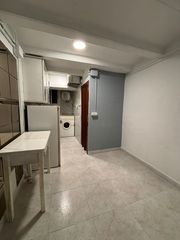 Estudi a Carrer del comte borrell 104. Estudio con 2 ambientes eixample sant antoni