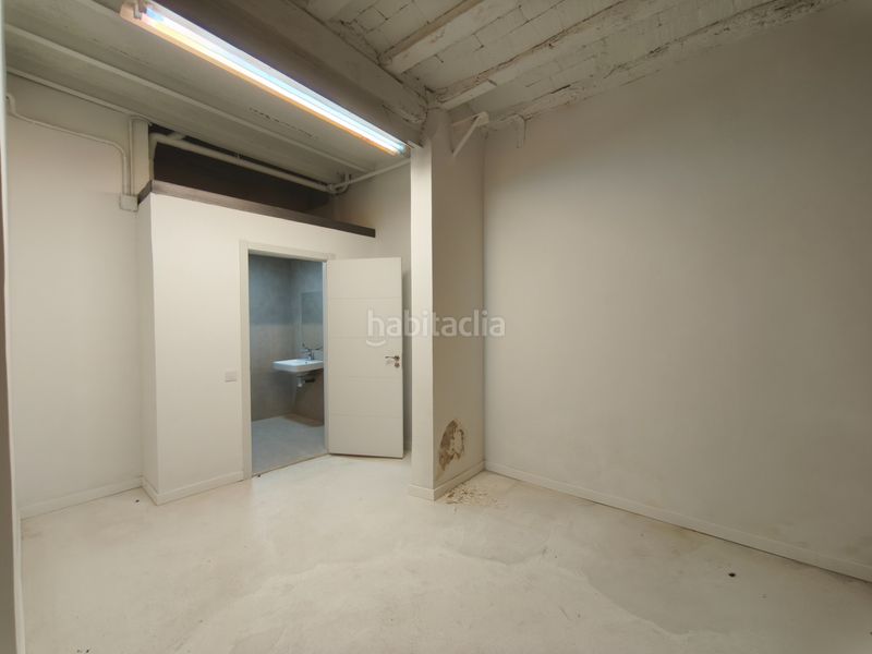 Foto 0bac68f3-2e8a-450e-9436-befbc275a2f3. Local comercial a St. Pere - Sta. Caterina - El Born Barcelona
