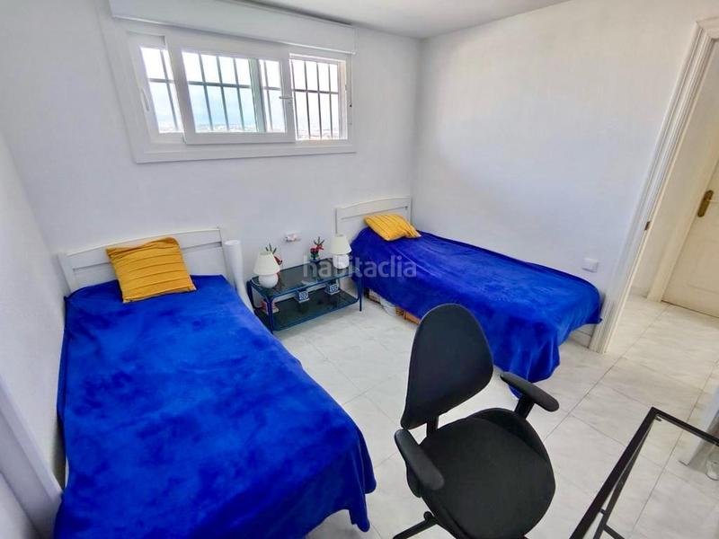 Foto 2fd4e45a-d730-4b05-a9f9-f3ac47d60803. Location appartement avec parking piscine dans Playa de San Juan Alicante