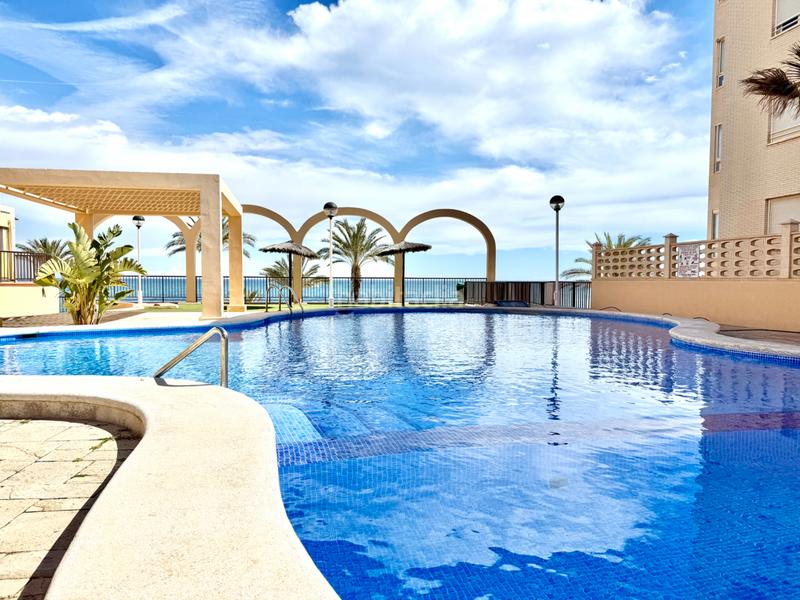 Foto 4a33f7f5-7e51-4339-a69b-d433f4ecd109. Appartement avec chauffage parking piscine dans Playa Muchavista Campello (el)