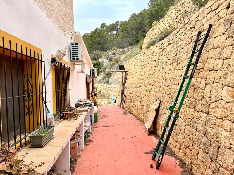 Foto 1d5ea42e-2139-4578-a4c4-234cbfe10bf2. Mas avec cheminée chauffage dans Sella