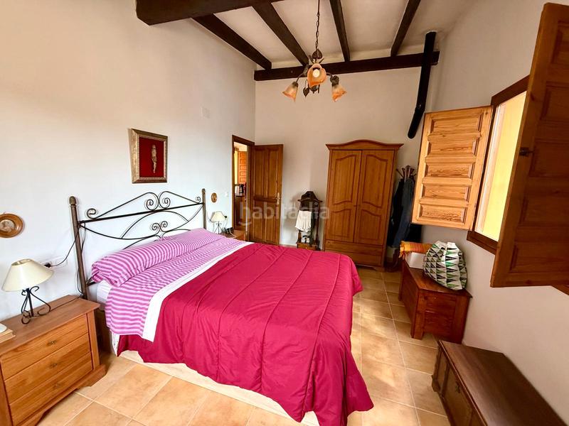 Foto a7c076a4-16e6-461e-a9e4-832617d017af. Mas avec cheminée chauffage dans Sella