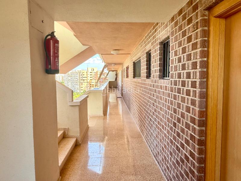 Foto 27c612fd-26d9-4b6b-bde9-8bf23ada3b24. Appartement avec piscine dans Playa de San Juan Alicante