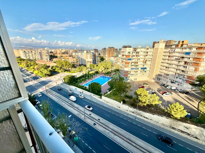 Foto 82a996b0-f4e7-43e2-9c7a-47eea4c12f9c. Miete etagenwohnung mit pool in Playa de San Juan Alicante