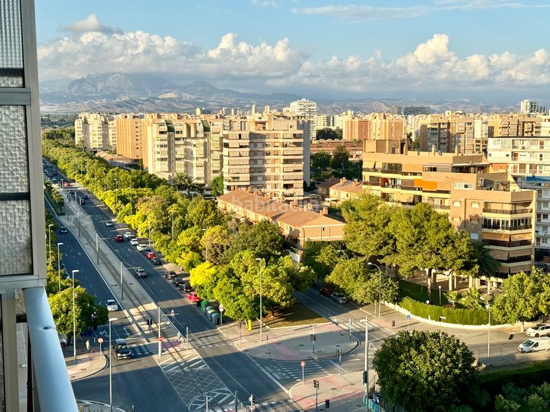 Foto 65af9ced-61ac-431e-a704-5c17cd6ce1f0. Rent flat with pool in Playa de San Juan Alicante