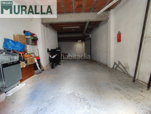 Foto 6bbbfc7a-cf1d-46a2-85db-1fe72910ae4e. Local comercial a carrer de la mina 39 a Centre Blanes
