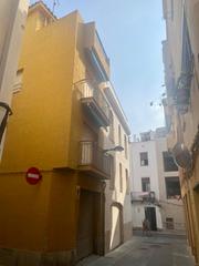 Casa a Carrer de sant joan 26. Casa de pueblo en casco antiguo