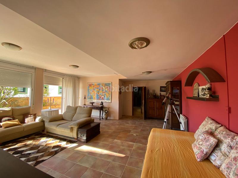 Foto 0da30a39-d69c-4f25-a5f9-9c4c5287205e. Chalet casa con piscina en residencial en residencial Blanes - vistamar Blanes