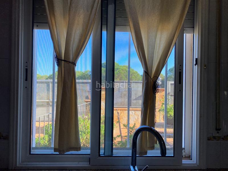 Foto a338034e-7ebb-4096-98ee-1713b72fd00b. Chalet casa con piscina en residencial en residencial Blanes - vistamar Blanes