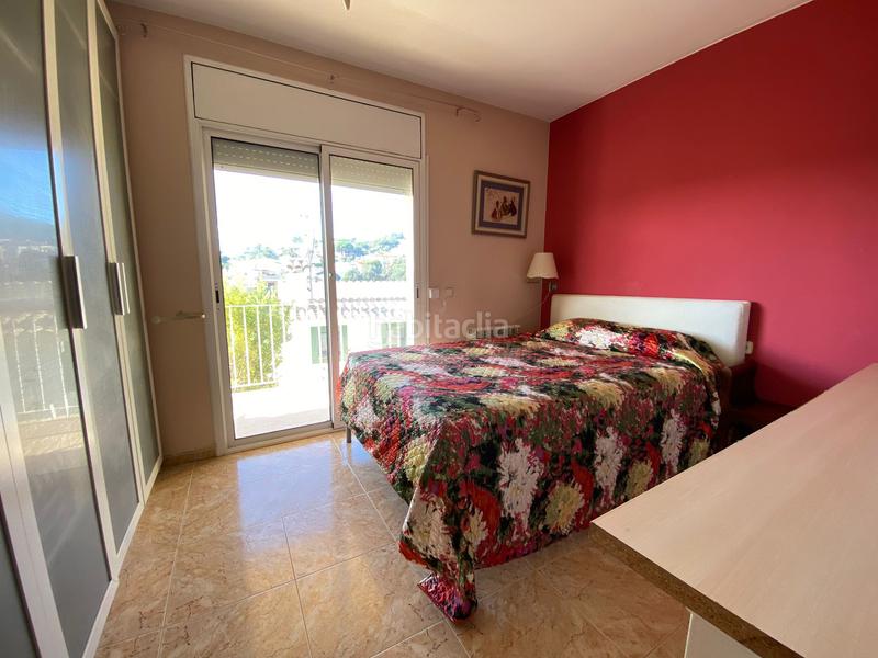 Foto aaa1fc74-c2b7-4198-8505-7bd141e56894. Chalet casa con piscina en residencial en residencial Blanes - vistamar Blanes