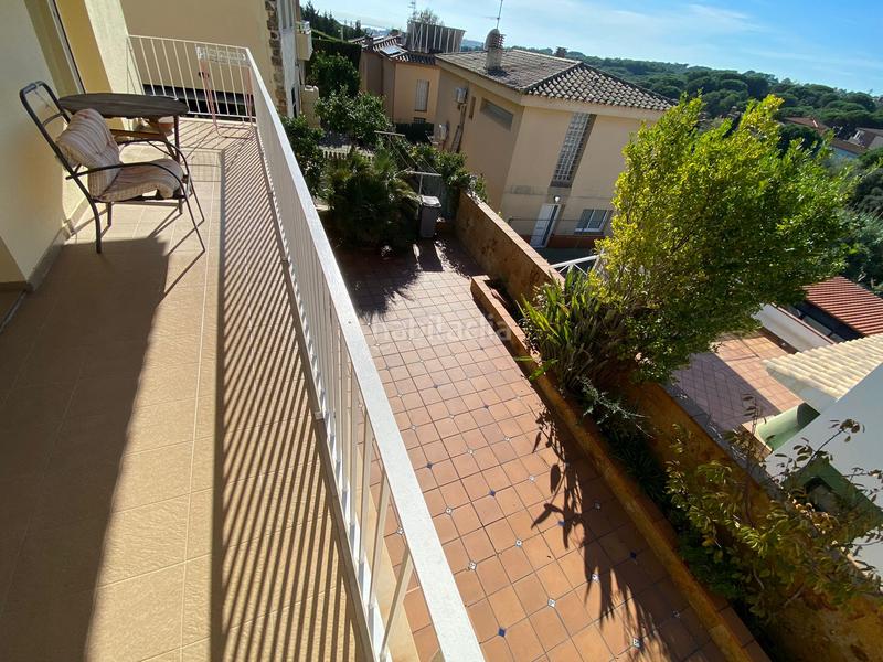 Foto c61b9f4e-bd59-4324-bd25-f60ca3b24d3c. Chalet casa con piscina en residencial en residencial Blanes - vistamar Blanes