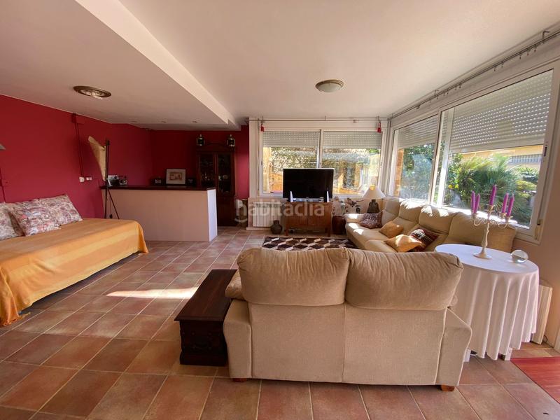 Foto cb552730-e785-43f1-937d-0c76555c0a8b. Chalet casa con piscina en residencial en residencial Blanes - vistamar Blanes