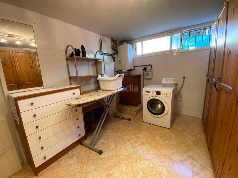 Foto dabf7e90-40fd-435c-b0a8-09d97149889e. Chalet casa con piscina en residencial en residencial Blanes - vistamar Blanes