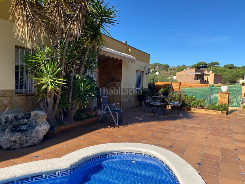 Foto dd89b407-aa4a-4a6b-8450-11c10d38caf3. Chalet casa con piscina en residencial en residencial Blanes - vistamar Blanes