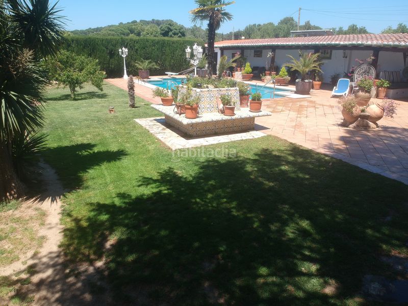 Foto 388c6496-53fb-49d5-82fa-c65cf7b624ed. Xalet amb xemeneia calefacció aparcament piscina a Lloret de Mar