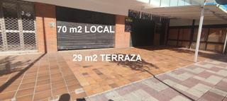 Local Comercial  Carrer dels olivers. Local de 68 m2 + 29 m2 de terraza propia. con salida de humos