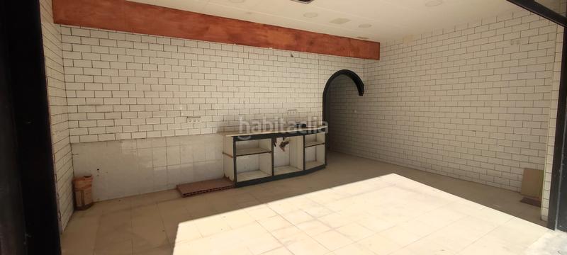 Foto 8abcfcf6-9c39-4bcf-8fe3-d2c24517fc94. Local comercial a Els Pins Blanes