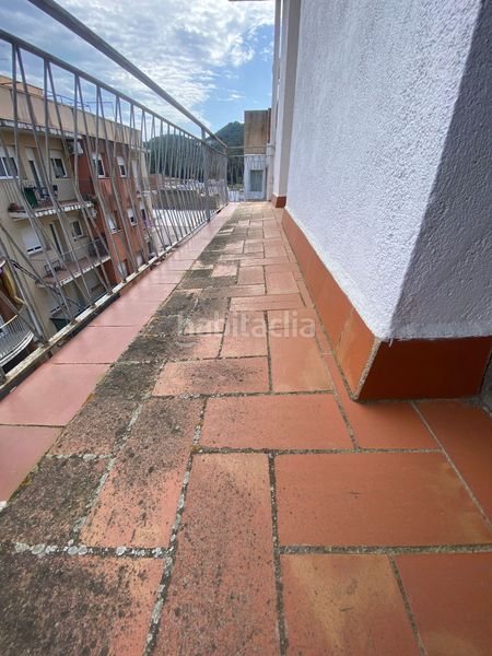 Foto 5743e821-22fd-4fee-832c-aa1a93c89000. Edificio  3 plantas y garaje en residencial Blanes - vistamar Blanes