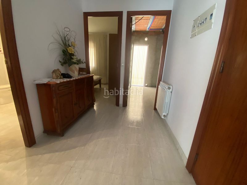 Foto 93626d72-2837-4e4a-bcd7-622b376b9740. Edificio  3 plantas y garaje en residencial Blanes - vistamar Blanes