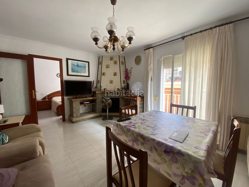 Foto b0fc10f3-9a4b-44fa-a048-10b9787cf674. Edificio  3 plantas y garaje en residencial Blanes - vistamar Blanes