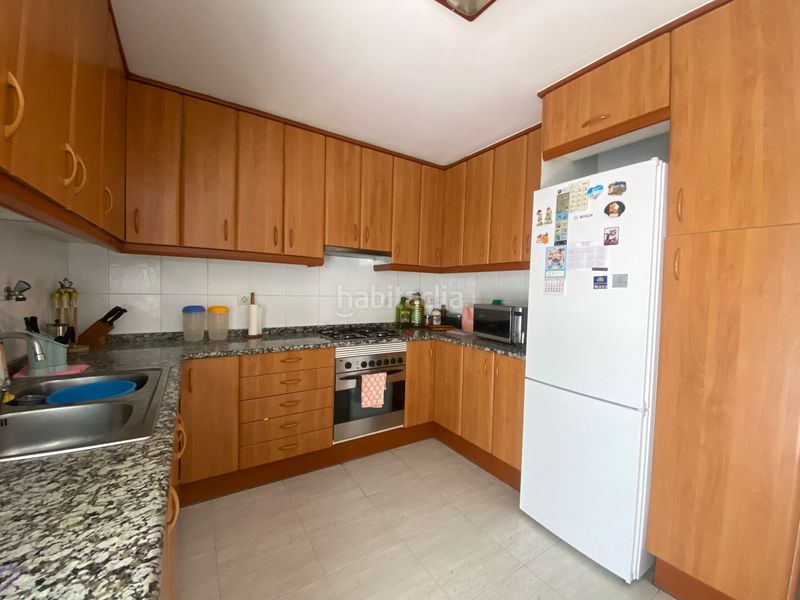 Foto df4661a0-d773-4d39-aa57-eaaafb94c8ed. Edificio  3 plantas y garaje en residencial Blanes - vistamar Blanes