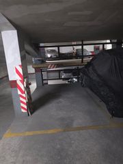 Parking voiture à Carrer del Forn de la Calç 12