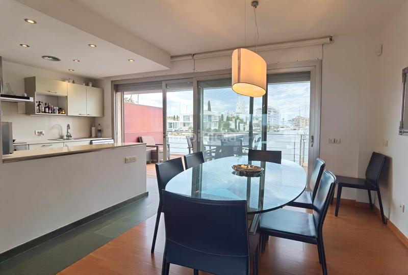 Foto 1f80fce7-ed3e-449c-bade-b68bfa5bfe6f. Maison avec chauffage parking piscine dans Salins - Cavall de Mar Empuriabrava