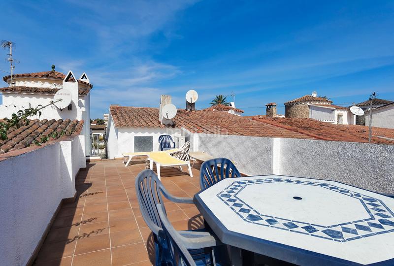 Foto 0ccdfb0a-dab0-4c04-89ce-8cae66055120. Maison avec cheminée chauffage parking piscine dans Empuriabrava