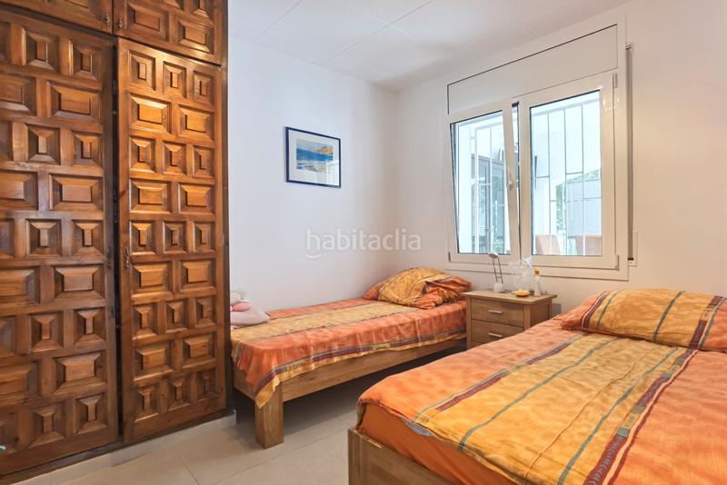 Foto fce615e1-7df9-4692-aed8-64a2ed4a31f8. Maison avec cheminée chauffage parking piscine dans Empuriabrava