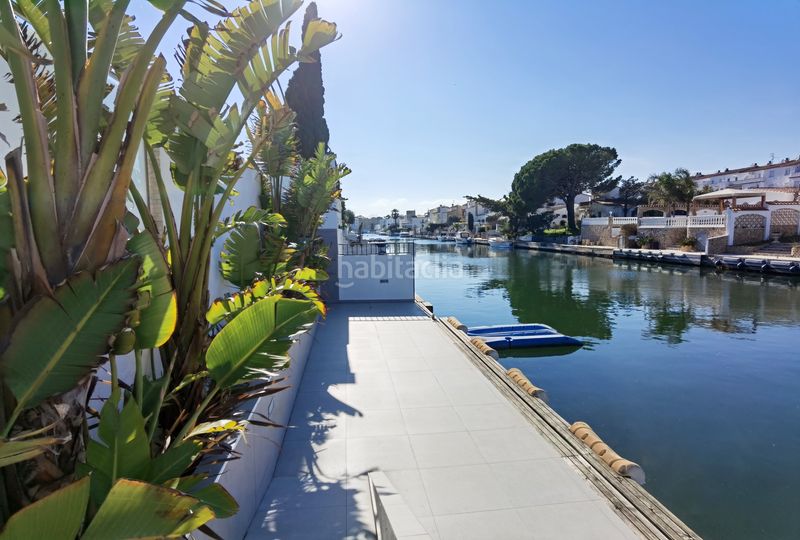 Foto e3759b8c-5225-4ec5-933a-f5fa4652af94. Casa amb xemeneia aparcament piscina a Francolí - Freser - Noguera Empuriabrava
